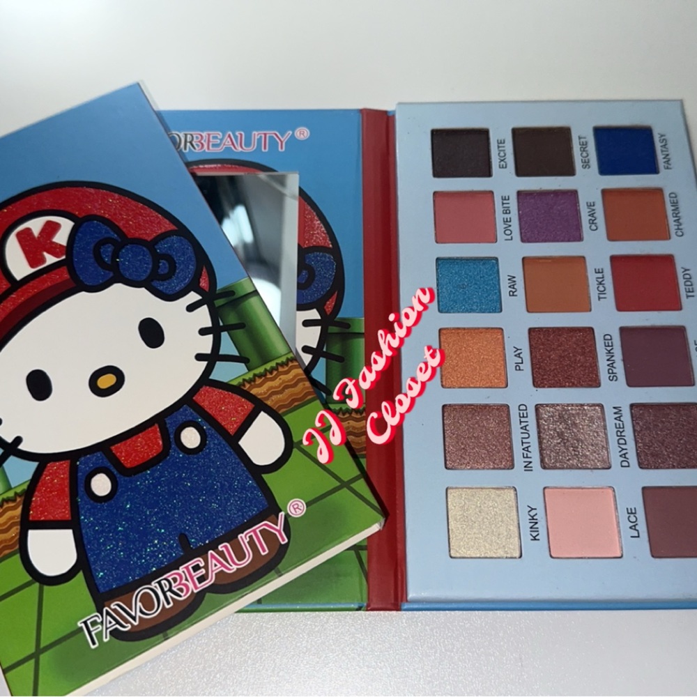 Cute FavorBeauty Hello Kitty ( Mario Bross ) eyeshadow palette ♥️